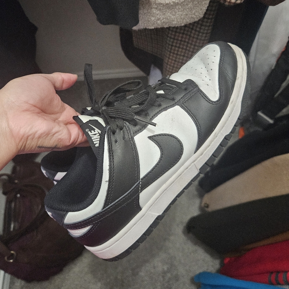 Nike Black and White Sneakers